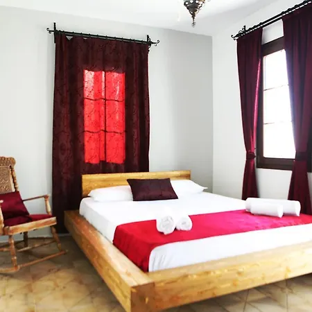 Duesler Evim Butik 3*